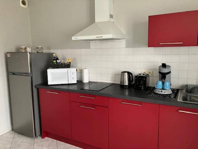 Le 32 Apartment Коняк Екстериор снимка